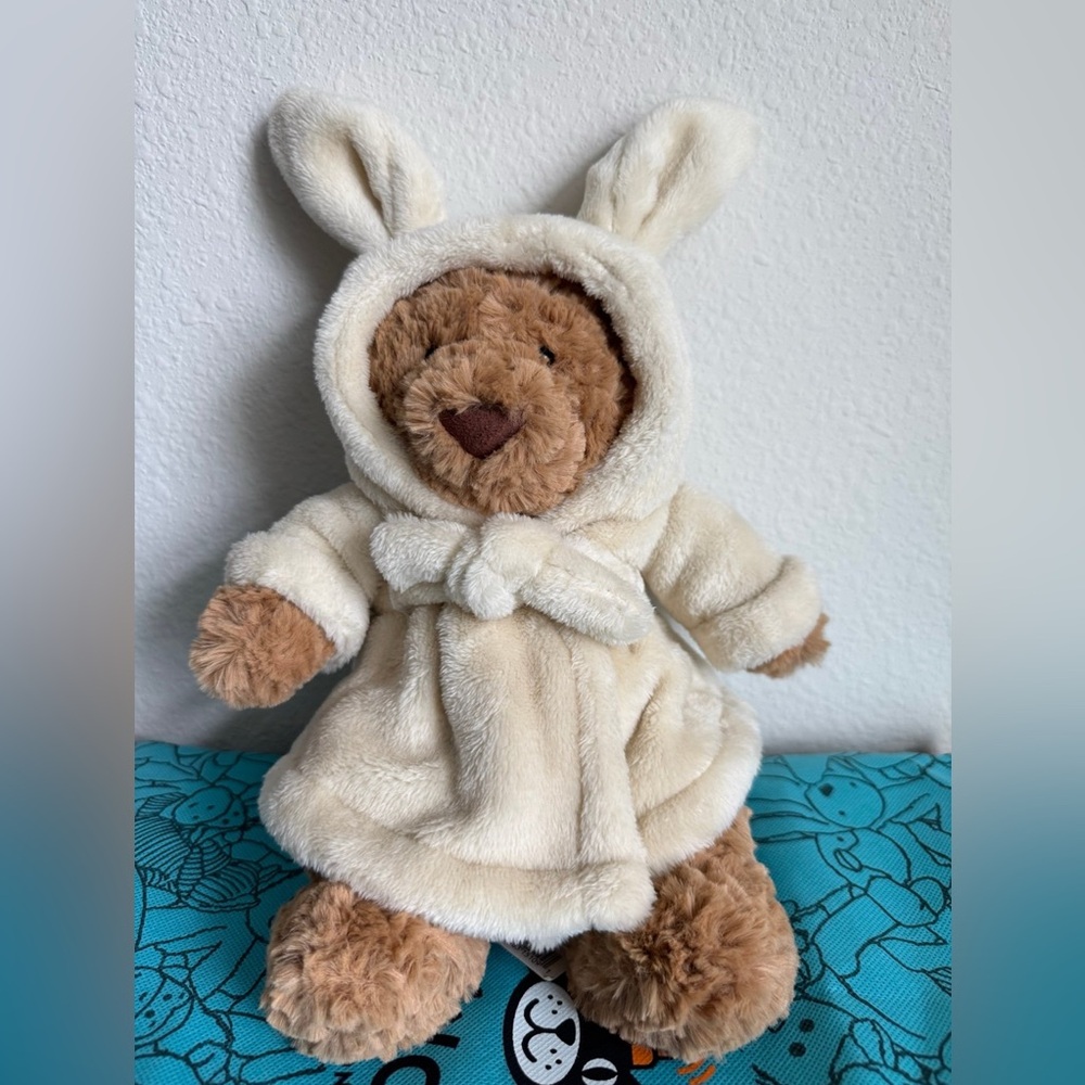 AUTHENTIC❗️NWT Jellycat Bartholomew Bear Bathrobe Plush Toy BARM2BR